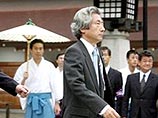 Премьер-министр Японии Дзюнъитиро Коидзуми совершил в понедельник новое демонстративное паломничество в токийский храм Ясукуни, который многие считают духовным центром милитаризма