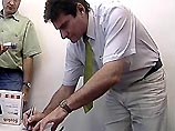 Рапорт об уходе на пенсию следователь по особо важным делам Генеральной прокуратуры РФ Николай Волков подал 18 августа Рапорт об уходе на пенсию следователь по особо важным делам Генеральной прокуратуры РФ Николай Волков подал 18 августа