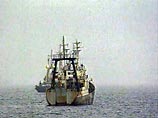 Двух инспекторов рыбоохраны с траулера "Электрон" пересадят на норвежские корабли в Мурманске