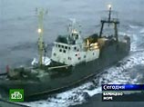 Траулер "Электрон" прибыл в Мурманск. У капитана произошел сердечный приступ Траулер "Электрон" прибыл в Мурманск. У капитана произошел сердечный приступ