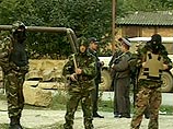 Сотрудники милиции Хасавюртовского района Дагестана на окраине Хасавюрта обнаружили тайник с мощным взрывным устройством, принадлежащим уничтоженным в конце сентября нынешнего года двум боевикам Сотрудники милиции Хасавюртовского района Дагестана на окраине Хасавюрта обнаружили тайник с мощным взрывным устройством, принадлежащим уничтоженным в конце сентября нынешнего года двум боевикам