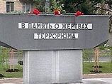Три года со дня захвата заложников на Дубровке - в Театральном центре пройдет акция "Свеча памяти" Три года со дня захвата заложников на Дубровке - в Театральном центре пройдет акция "Свеча памяти"