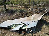 "Самолет полностью разрушен. Его обломки разбросаны повсюду. Мне не сообщали о том, что есть выжившие", - сказал представитель Красного Креста Нигерии агентству Reuters