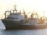 Российские судна, арестованные в минувший вторник в районе архипелага Шпицберген, продолжают стоять на якоре в прежних координатах