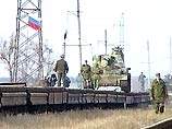 "К сожалению, по оперативным данным, часть оружия с российских складов в Приднестровье оказалась в Чечне и часть вооружения якобы оказалась у боевиков в Беслане", - заявил премьер в четверг в Кишиневе