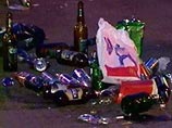 В Москве установили автоматы для обмена бутылок и жестяных банок на деньги В Москве установили автоматы для обмена бутылок и жестяных банок на деньги