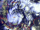 Тропический шторм "Бета", угрожающий нескольким странам Центральной Америки, набирает мощность, и может в ближайшие часы превратиться в ураган, считают специалисты из американского Национального центра ураганов, базирующегося в городе Майами