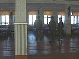 Следователи военной прокуратуры красноярского гарнизона приступили к выяснению обстоятельств, при которых в течение минувших трех дней сразу два солдата-срочника покончили жизнь самоубийством Следователи военной прокуратуры красноярского гарнизона приступили к выяснению обстоятельств, при которых в течение минувших трех дней сразу два солдата-срочника покончили жизнь самоубийством