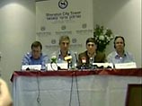 Общение с прессой продлилось не более 45 минут. На пресс-конференции присутствовали корреспонденты израильских, российских и других иностранных средств массовой информации Общение с прессой продлилось не более 45 минут. На пресс-конференции присутствовали корреспонденты израильских, российских и других иностранных средств массовой информации