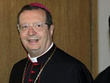 Архиепископ  Лайоло выразил  уверенность  в  том,  что  понтифик "с удовольствием посетил бы Патриарха Московского и всея Руси"