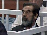 Бывший президент Ирака Саддам Хусейн во время первого судебного заседания, которое состоялось 19 октября в Багдаде, написал небольшое стихотворение, которое попало в руки журналистов иракской газеты "Аш-Шахид аль-Мустакылль"