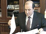Березовский потребовал от украинских политиков в семидневный срок отчитаться за "оранжевые" деньги Березовский потребовал от украинских политиков в семидневный срок отчитаться за "оранжевые" деньги