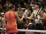 Мария Шарапова в полуфинале итогового турнира года сыграет с Амели Моресмо

