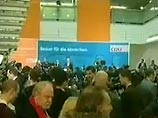 Федеральное собрание ХДС на состоявшемся в понедельник в Берлине заседании утвердило достигнутое между ХДС/ХСС и СДПГ коалиционное соглашение. Таким образом, первая из трех коалиционных партий сказала "да" будущей правительственной коалиции