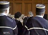Как сообщили в понедельник источники в правоохранительных органах, в ближайшее время документы, собранные судебными следователями Жан-Луи Брюгьером, Жан-Франсуа Рикаром и Филиппом Куаром, будут переданы в суд Как сообщили в понедельник источники в правоохранительных органах, в ближайшее время документы, собранные судебными следователями Жан-Луи Брюгьером, Жан-Франсуа Рикаром и Филиппом Куаром, будут переданы в суд