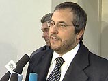 "Мы оспариваем три полномочия президента, – сообщил на пресс-конференции один из заявителей, секретарь федерального политсовета СПС Борис Надеждин "Мы оспариваем три полномочия президента, – сообщил на пресс-конференции один из заявителей, секретарь федерального политсовета СПС Борис Надеждин