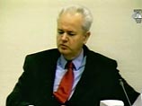 Милошевич попросил прервать суд над ним на 1,5 месяца Милошевич попросил прервать суд над ним на 1,5 месяца