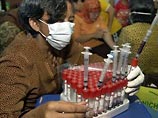 Результаты тестов гонконгской лаборатории подтвердили гибель от вируса H5N1 20-летней женщины и 16-летней девушки, скончавшихся на прошлой неделе