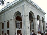 В Москве почти на годичный ремонт закрывается вестибюль станции метро "Таганская" Кольцевой линии. Как сообщили в управлении столичной подземки, вестибюль станции закрывается в связи с заменой шести эскалаторов