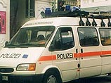 в 2004 году российские граждане составили самую большую группу задержанных нелегальных иммигрантов в Австрии, многие из которых - 6 из примерно 35 тысяч - обратились с просьбой о предоставлении им в Австрии политического убежища в 2004 году российские граждане составили самую большую группу задержанных нелегальных иммигрантов в Австрии, многие из которых - 6 из примерно 35 тысяч - обратились с просьбой о предоставлении им в Австрии политического убежища