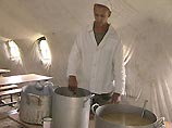 В российской армии собираются улучшить питание. Как признаются военные, улучшать армейский рацион приходится не в целях борьбы "с дефицитом массы тела призывников", а из-за перехода армии на контрактную основу В российской армии собираются улучшить питание. Как признаются военные, улучшать армейский рацион приходится не в целях борьбы "с дефицитом массы тела призывников", а из-за перехода армии на контрактную основу