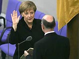 Меркель стала первой в Германии женщиной на посту главы правительства. Вчера, согласно регламенту, новый канцлер Германии Ангела Меркель была приведена к присяге
