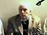 Во вторник обнародована видеозапись, на которой запечатлены заложники. Пленка была показана в эфире катарского спутникового телеканала Al-Jazeera. На ней похитители в масках называют захваченных "иностранными шпионами"