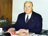 "Имеется идея, касающаяся решения проблемы глобального потепления за несколько лет, а не за десятки и сотни лет, как предлагается нынешними методами. Используя уникальную возможность, я просто хочу передать вам две страницы (предложений)",-сказал Израэль "Имеется идея, касающаяся решения проблемы глобального потепления за несколько лет, а не за десятки и сотни лет, как предлагается нынешними методами. Используя уникальную возможность, я просто хочу передать вам две страницы (предложений)",-сказал Израэль
