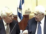 82-летний лауреат Нобелевской премии, один из архитекторов мирного процесса на Ближнем Востоке, намерен поддержать премьер-министра Ариэля Шарона. Об этом накануне вечером заявил сам Перес 82-летний лауреат Нобелевской премии, один из архитекторов мирного процесса на Ближнем Востоке, намерен поддержать премьер-министра Ариэля Шарона. Об этом накануне вечером заявил сам Перес
