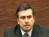 Президент Михаил Саакашвили заявляет, что у него нет намерения вывести Грузию из СНГ, и он не ожидает от парламента принятия такого решения