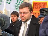 Активисты "Яблока" провели митинг в центре Москвы с требованием восстановить выборность мэра столицы