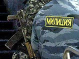 Милиция пытается проникнуть в квартиру пресс-секретаря НБП, где находятся лидеры партии Милиция пытается проникнуть в квартиру пресс-секретаря НБП, где находятся лидеры партии