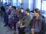 Рабочие Бирюсинского гидролизного завода, неделю продолжающие голодовку с требованием выплатить долг по зарплате, в субботу попытались блокировать федеральную автотрассу Новосибирск-Иркутск