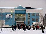 До 14 человек возросло число погибших в результате обрушения крыши бассейна "Дельфин" (ФОТО, СПИСКИ) До 14 человек возросло число погибших в результате обрушения крыши бассейна "Дельфин" (ФОТО, СПИСКИ)