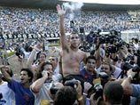 Бразильский футбольный клуб "Коринтианс" стал в воскресенье чемпионом страны по футболу