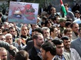 "Пусть Германия и Австрия отдадут две-три свои провинции сионистскому режиму, и проблема будет в корне решена", - подчеркнул президент "Пусть Германия и Австрия отдадут две-три свои провинции сионистскому режиму, и проблема будет в корне решена", - подчеркнул президент