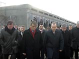 Президент Украины Виктор Ющенко заявил, что новое хранилище отработанного ядерного топлива Чернобыльской АЭС ХОЯТ-2 будет введено в эксплуатацию в 2010 году Президент Украины Виктор Ющенко заявил, что новое хранилище отработанного ядерного топлива Чернобыльской АЭС ХОЯТ-2 будет введено в эксплуатацию в 2010 году