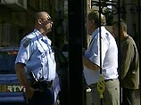 Израильские нацболы в Тель-Авиве не пускали российских дипломатов на территорию посольства (ФОТО, ВИДЕО) Израильские нацболы в Тель-Авиве не пускали российских дипломатов на территорию посольства (ФОТО, ВИДЕО)