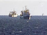 До сих пор северокорейские власти не разрешили российскому консулу Евгению Вальковичу встретиться с экипажем "Тернея", который вторые сутки стоит на якоре на рейде северокорейского порта Кимчхэк До сих пор северокорейские власти не разрешили российскому консулу Евгению Вальковичу встретиться с экипажем "Тернея", который вторые сутки стоит на якоре на рейде северокорейского порта Кимчхэк