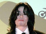 Американский поп-идол Майкл Джексон находится в критическом состоянии в связи с передозировкой наркотиков, сообщает РИА "Новости". Это не первый случай, подобного отравления, за время его проживания в Бахрейне