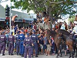 Австралийская полиция усиливает меры безопасности, ожидая новых беспорядков