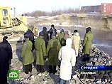 На реке Амур вблизи Хабаровска завершена работа по возведению дамбы. Дамба предназначена для защиты протоки Казакевичева и Амурской протоки от попадания в них загрязненных вод из реки Сунгари На реке Амур вблизи Хабаровска завершена работа по возведению дамбы. Дамба предназначена для защиты протоки Казакевичева и Амурской протоки от попадания в них загрязненных вод из реки Сунгари