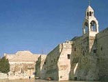 Тысячи верующих прибывают в Вифлеем, чтобы поклониться месту, где родился Иисус
