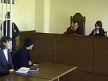 Он объяснил суду свой поступок в письменной форме, заявив, что сделал это в знак солидарности с объявившими голодовку грузинскими заключенными в тюрьмах. Арутюнян также требует возвращения своих личных вещей, изъятых при аресте