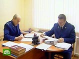 В отношении милиционеров, устроивших "зачистку" в Ульяновске возбуждено уголовное дело. Сотрудников правоохранительных органов обвиняют в превышении должностных полномочий и применении насилия, сообщает "Эхо Москвы" В отношении милиционеров, устроивших "зачистку" в Ульяновске возбуждено уголовное дело. Сотрудников правоохранительных органов обвиняют в превышении должностных полномочий и применении насилия, сообщает "Эхо Москвы"
