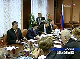 Кроме того, Торшин заявил, что у возглавляемой им парламентской комиссии не было доступа к материалам Генпрокуратуры. В то же время Торшин шутливо предположил, что могла произойти обратная утечка Кроме того, Торшин заявил, что у возглавляемой им парламентской комиссии не было доступа к материалам Генпрокуратуры. В то же время Торшин шутливо предположил, что могла произойти обратная утечка