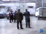 Грузин с ножом атаковал 20-метровую надувную собаку на главной площади Зугдиди (ФОТО)
