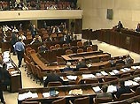 По данным израильских спецслужб, иранцы пообещали Джирису крупную сумму денег за информацию об израильских политиках и ситуации в стране По данным израильских спецслужб, иранцы пообещали Джирису крупную сумму денег за информацию об израильских политиках и ситуации в стране