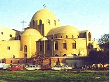 Копты-христиане, которых в Египте насчитывается более восьми миллионов, также встретили в своих храмах наступление великого праздника