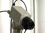 Устанавливать видеокамеры надо не только в метро, но и в кабинете каждого чиновника, чтобы следить за тем, что он делает, нужен строгий контроль за прохождением документации по кабинетам